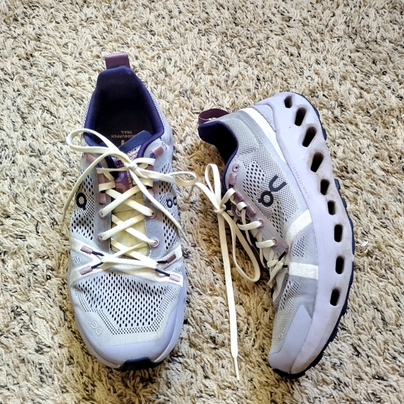 On Cloudsurfer Trail Size 9.5  Womens Seedling Lilac Purple Black Running Shoes - Picture 1 of 8